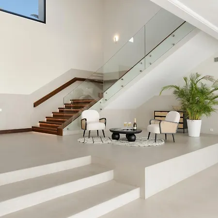 Villa Karat Presidencial